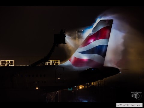 de-icing A320 British Airways